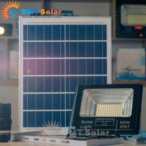 Đèn pha năng lượng mặt trời 60W giá rẻ